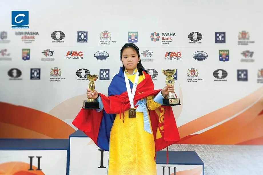 O bronze histórico de I. Tselmuun: a conquista da Mongólia na Copa Mundial Juvenil de Xadrez da FIDE