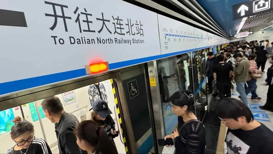Sistemas de metrô da China aumentam tarifas e cortam serviços diante de perdas crescentes: uma perspectiva nacional e global