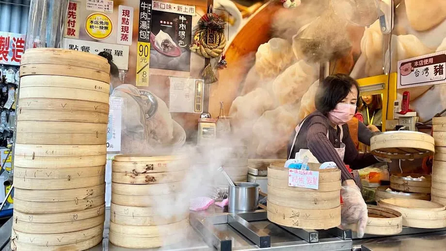 Explorando Taipei: uma jornada por sabores, mercados e cultura
