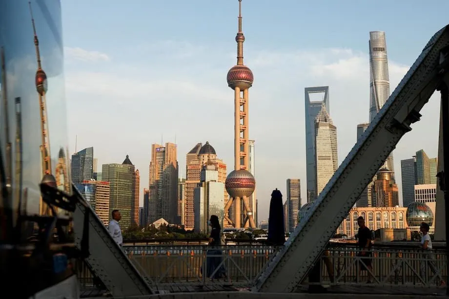 A retomada do mercado de ações da China em 2025: liquidez, otimismo e os próximos passos