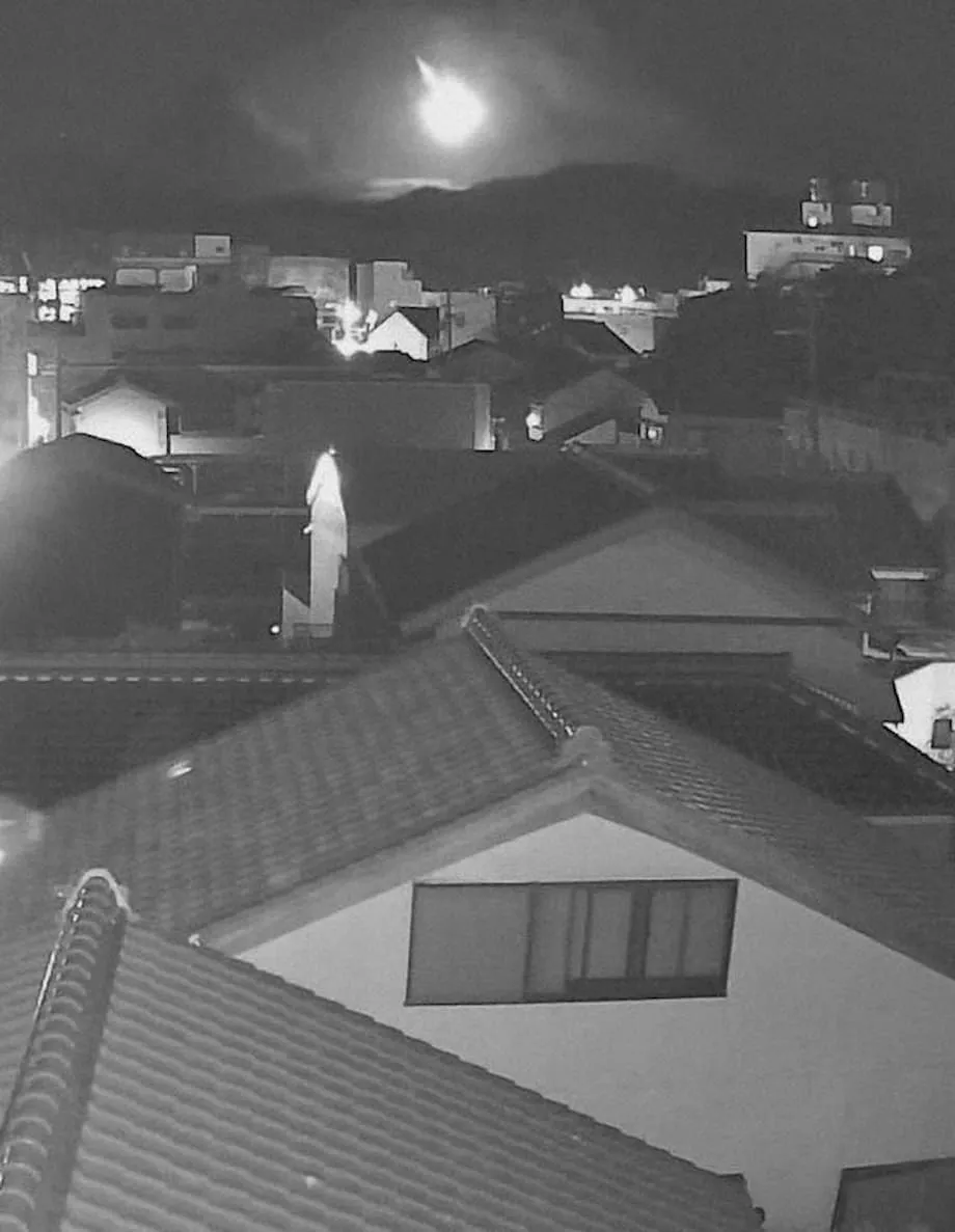 Meteoro brilhante ilumina o oeste do Japão: ciência, espetáculo e repercussão nas redes sociais