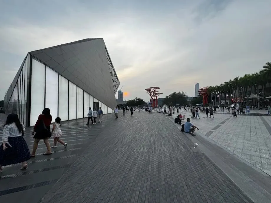Desvendando o futuro das cidades inteligentes da Malásia: como a IA está transformando a vida urbana e o que precisa acontecer agora