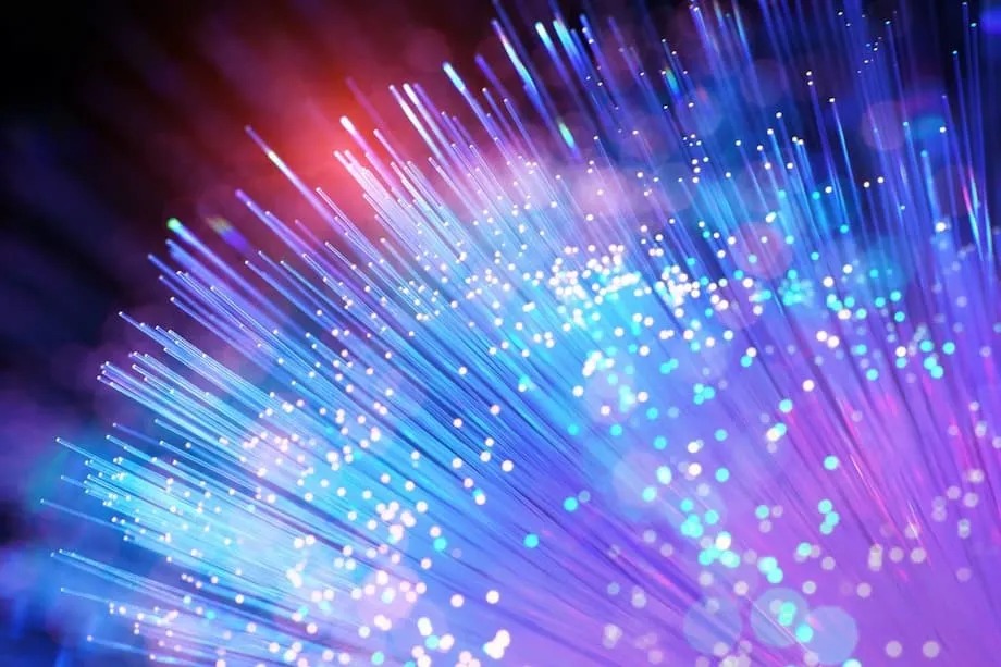 China impõe tarifas antidumping sobre fibra óptica dos EUA após primeira investigação antievasão
