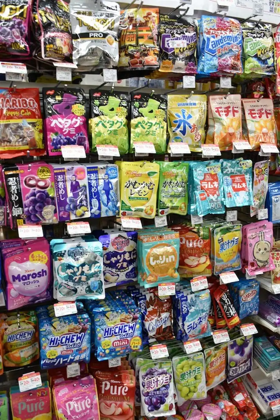 Gomas de gelatina superam balas duras no Japão, com consumidores preferindo textura, praticidade e variedade em 2025