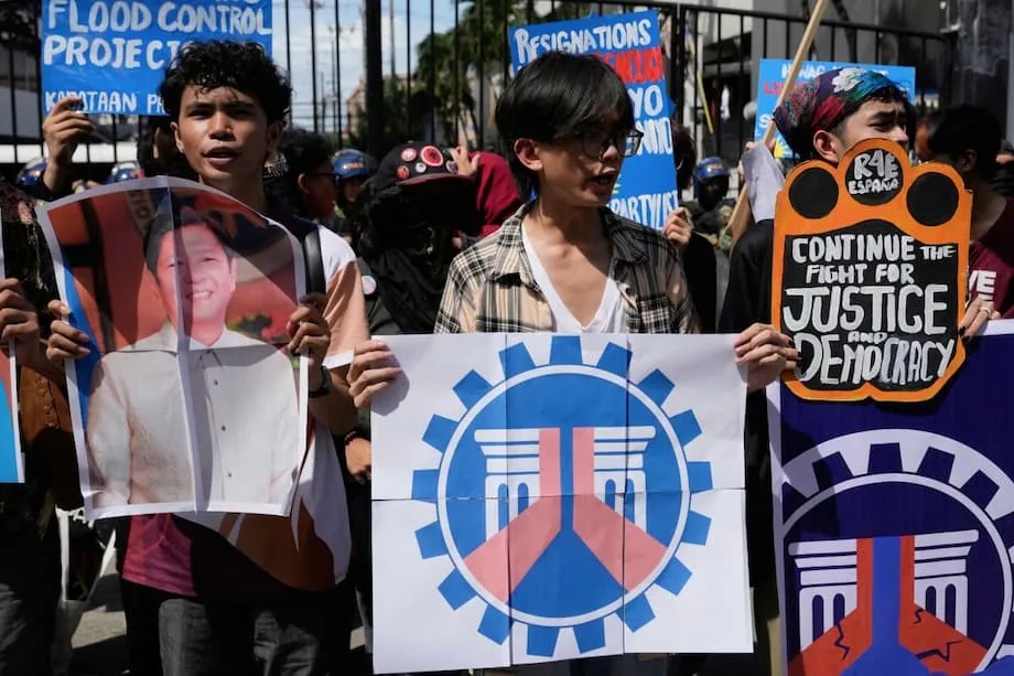 Revolta explode nas Filipinas em meio a acusações de corrupção em verbas para controle de enchentes