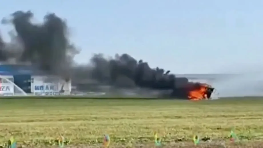 Carros voadores da Xpeng AeroHT colidem durante ensaio em Changchun; um pega fogo