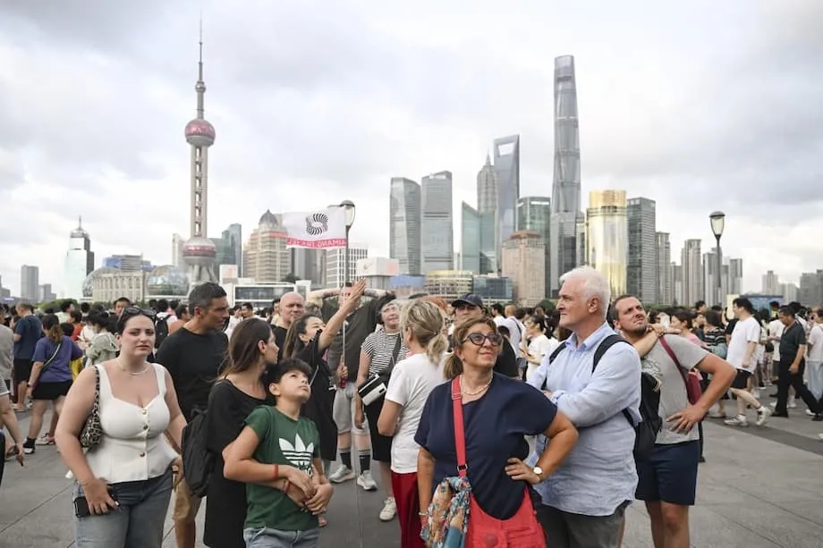 Viajantes do Sudeste Asiático impulsionam alta nas chegadas à China sem visto