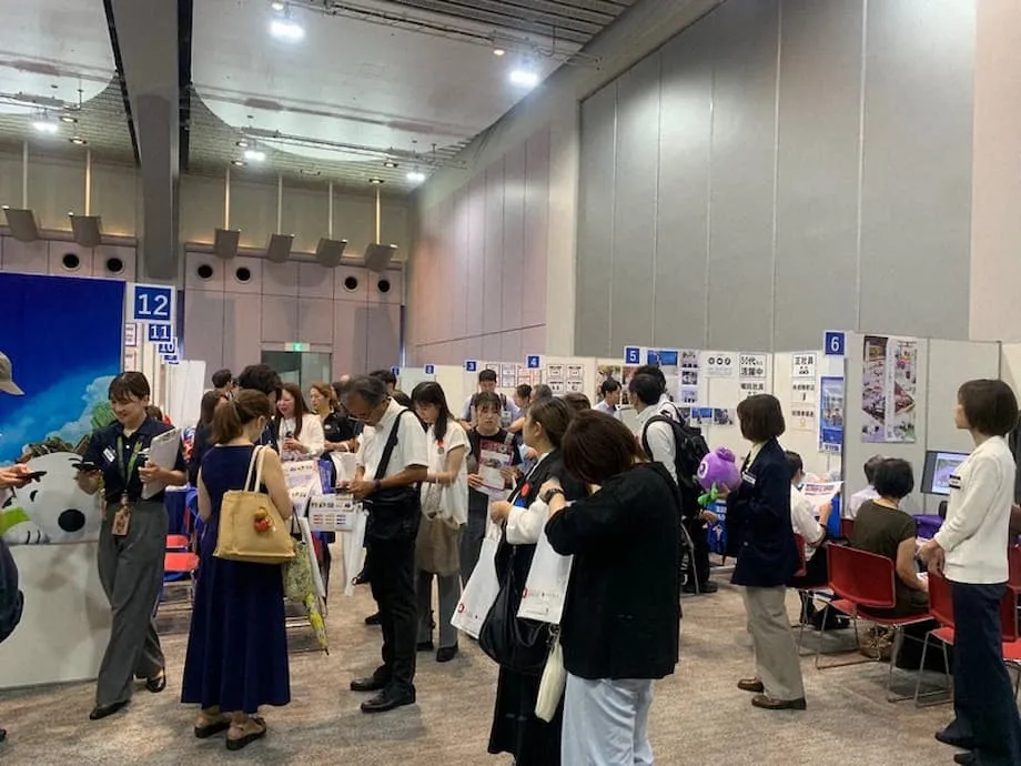 Empresas japonesas correm para contratar funcionários da Expo de Osaka às vésperas do encerramento