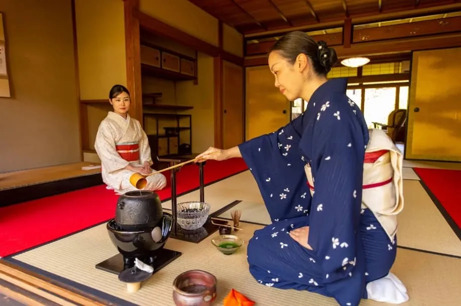 Boom do matchá abre oportunidades para a cerimônia do chá japonesa