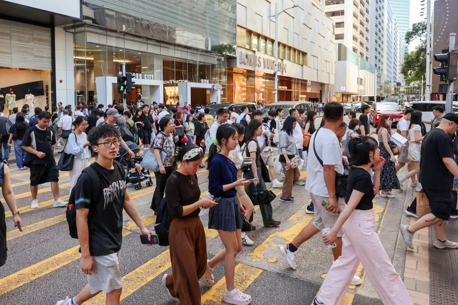 Hotéis de Hong Kong lotam durante a Semana Dourada do Dia Nacional, mas eventos que terminam cedo estimulam viagens de um dia