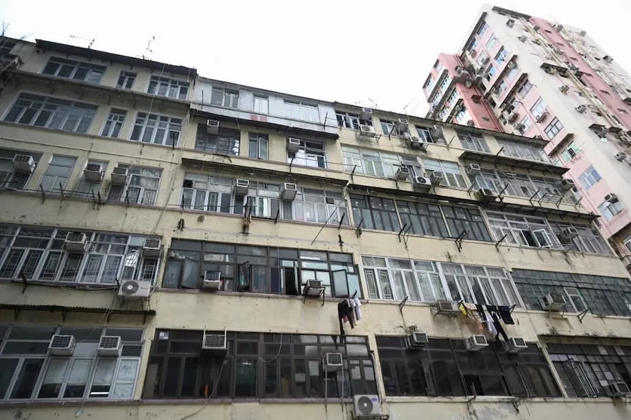 Hong Kong vai eliminar gradualmente os cubículos precários com nova lei