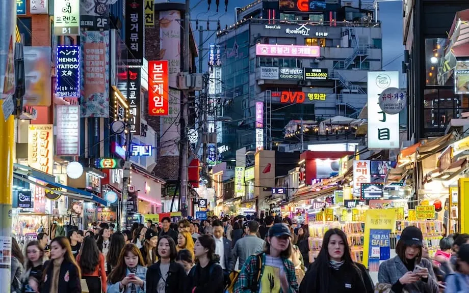 Da tela às ruas: como a cultura coreana está transformando as viagens à Coreia do Sul