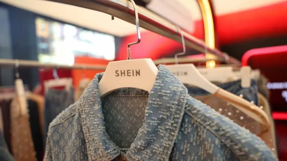Shein abrirá seis lojas permanentes na França, provocando reação negativa e escrutínio jurídico