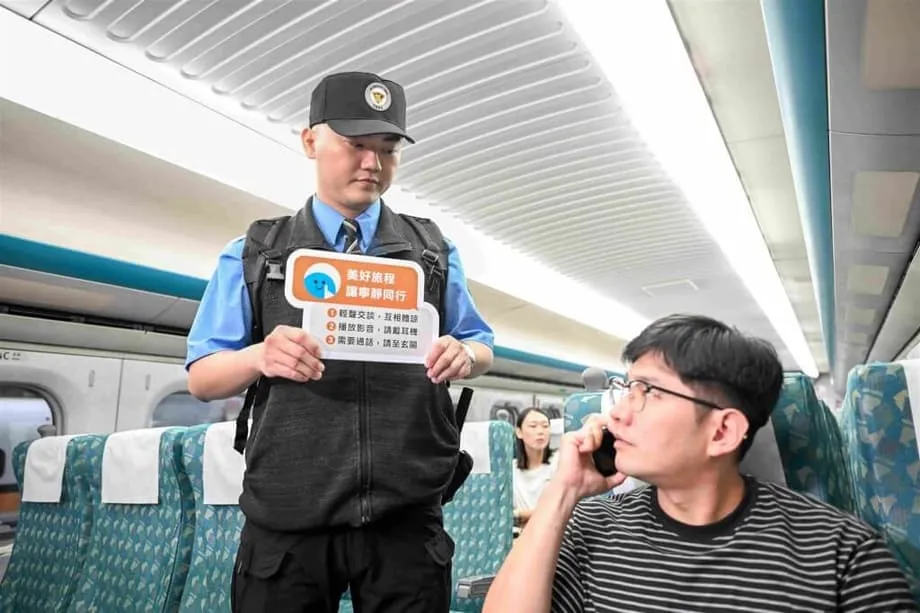 Autoridade de transportes de Taiwan defende regras de silêncio nos trens de alta velocidade em meio à preocupação de famílias