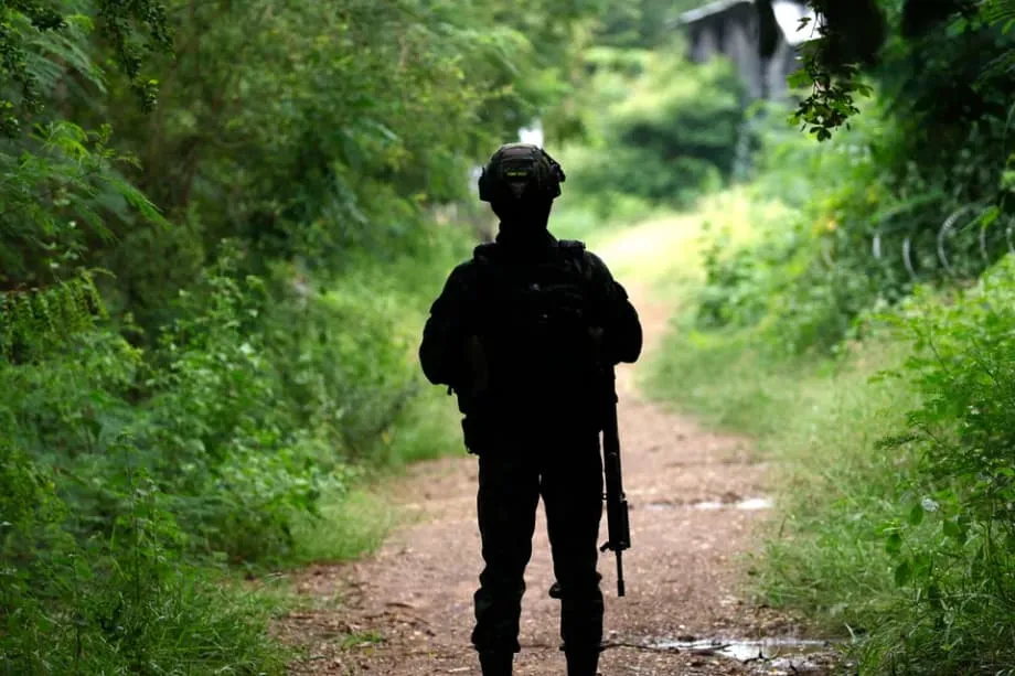 Sons fantasmagóricos na fronteira entre Camboja e Tailândia provocam trauma e apelo à ONU