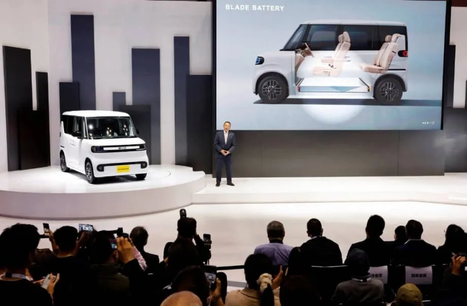 BYD apresenta o kei elétrico Racco em Tóquio, em meio ao acirramento da concorrência no mercado japonês de carros compactos