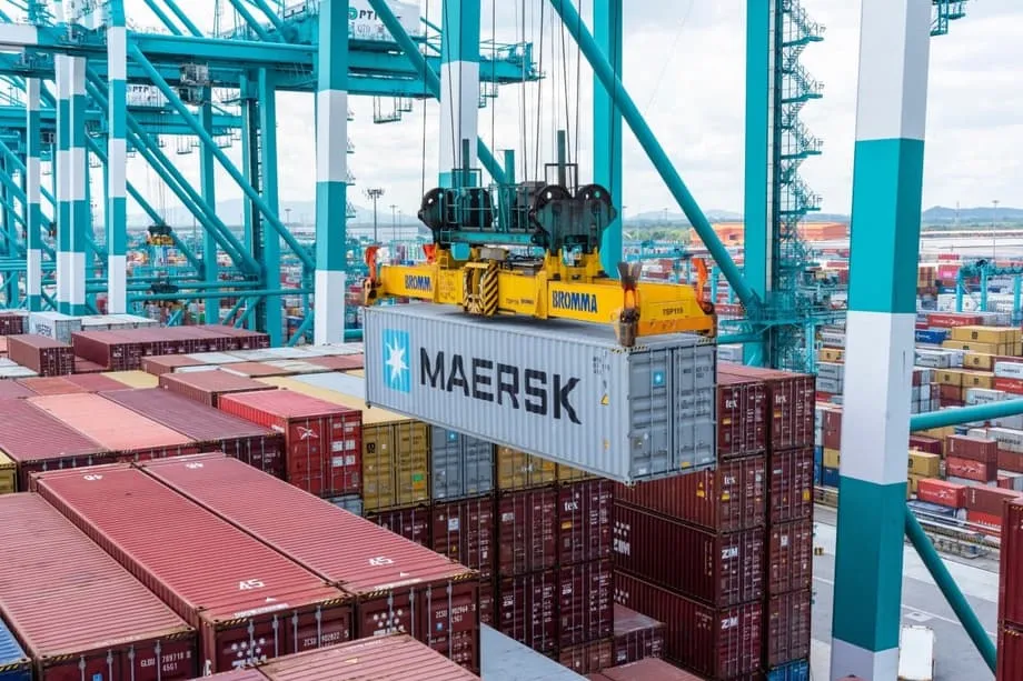 Maersk aposta US$ 118 milhões na Malásia enquanto tarifas remodelam as cadeias globais de suprimentos