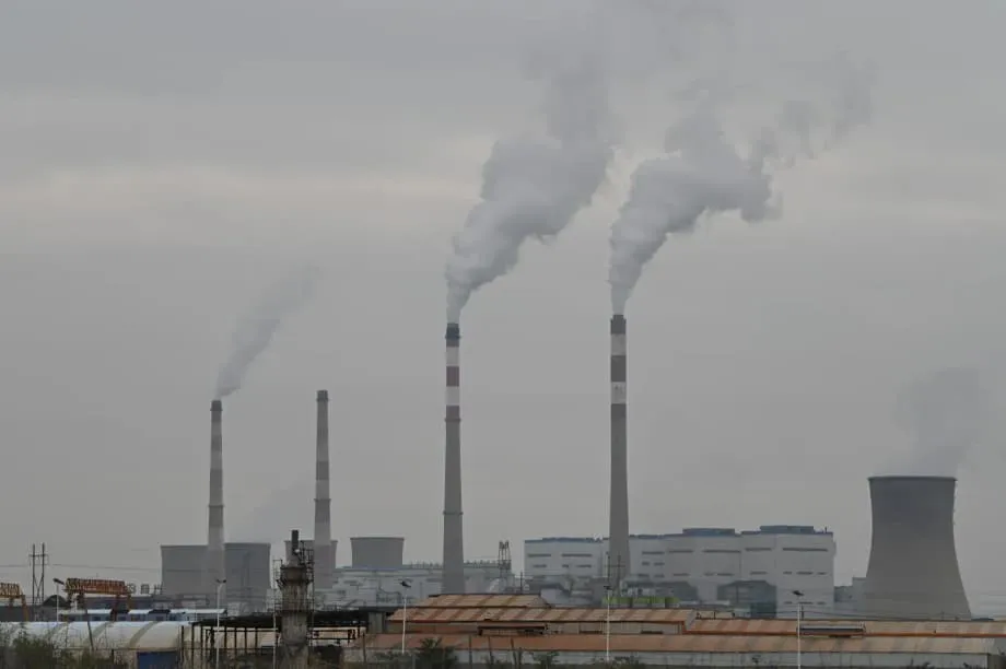 Projetos privados mantêm o carvão chinês no exterior, apesar da promessa ambiental