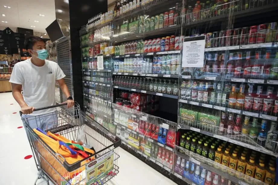 Tailândia suspende proibição de venda de bebidas alcoólicas à tarde após reação do setor turístico