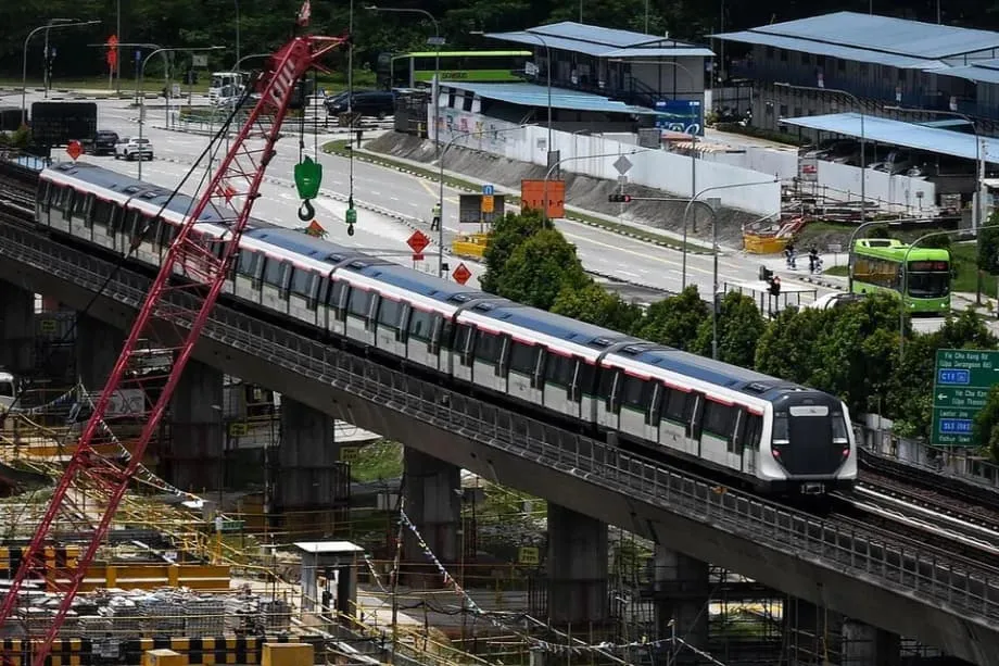 Por que Singapura está programando interdições mais longas no MRT para manter os trens confiáveis