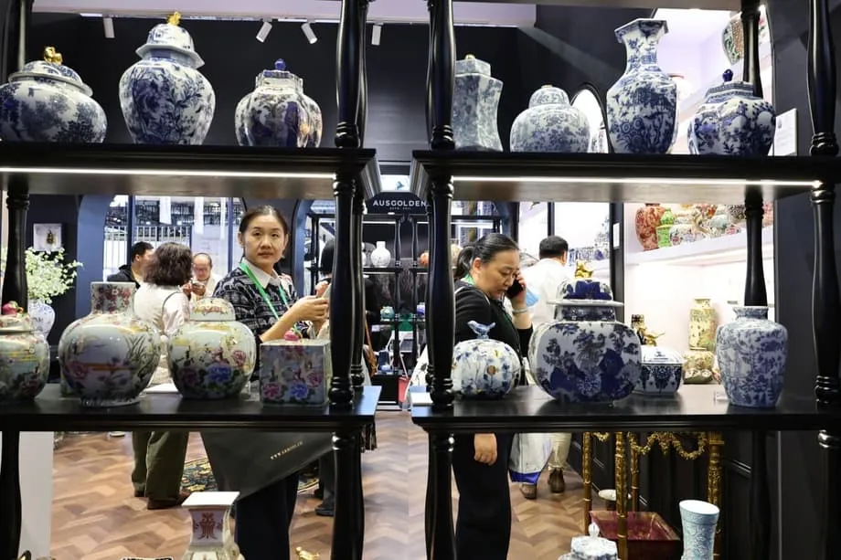 China estabelece plano de 19 pontos para impulsionar os gastos com serviços, produtos inteligentes e economia prateada