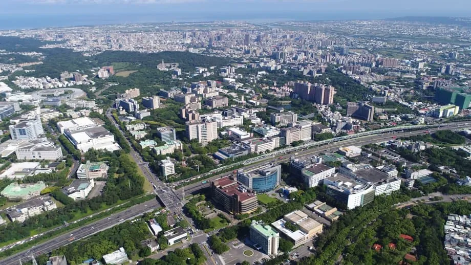 Por que a foto de Hsinchu publicada pela China no X provocou apreensão global no setor de chips