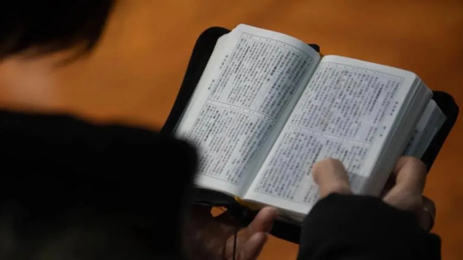 China intensifica repressão religiosa com prisões em massa e demolições de igrejas