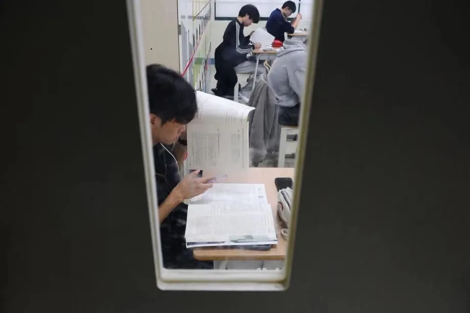 Coreia do Sul mira "cartel da educação" para restaurar a integridade do sistema do Suneung