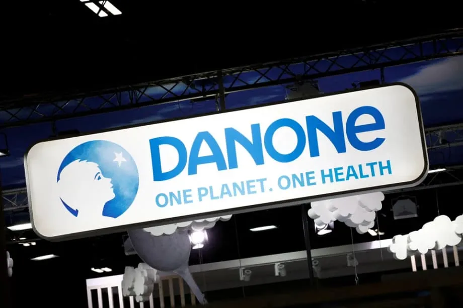 Crise global de fórmulas infantis se agrava com a entrada de Danone e Lactalis em recall em larga escala