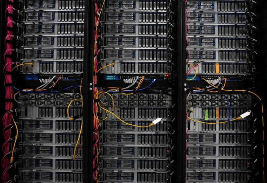 Digital Edge investirá US$ 4,5 bilhões no maior campus de data centers preparado para IA da Indonésia