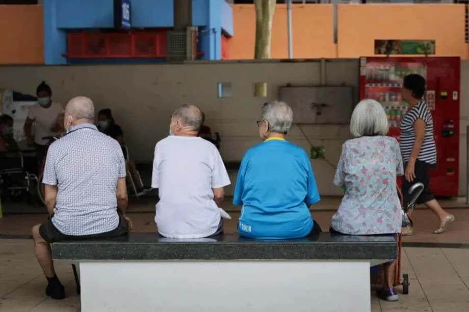 Singapura cruzará o limiar de sociedade superenvelhecida em 2026: o sistema de saúde dará conta?