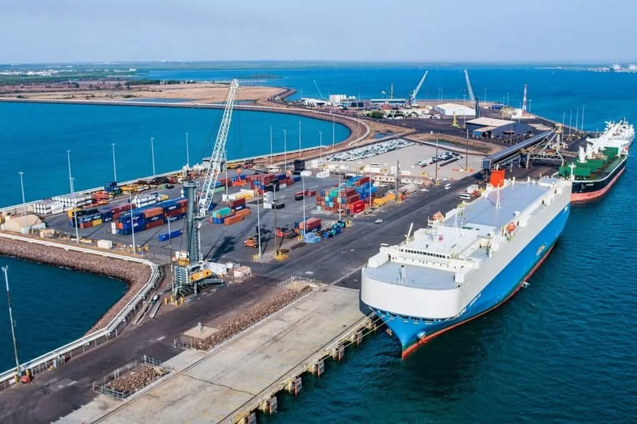 Austrália enfrenta crise diplomática após China ameaçar retaliação pela retomada do Porto de Darwin