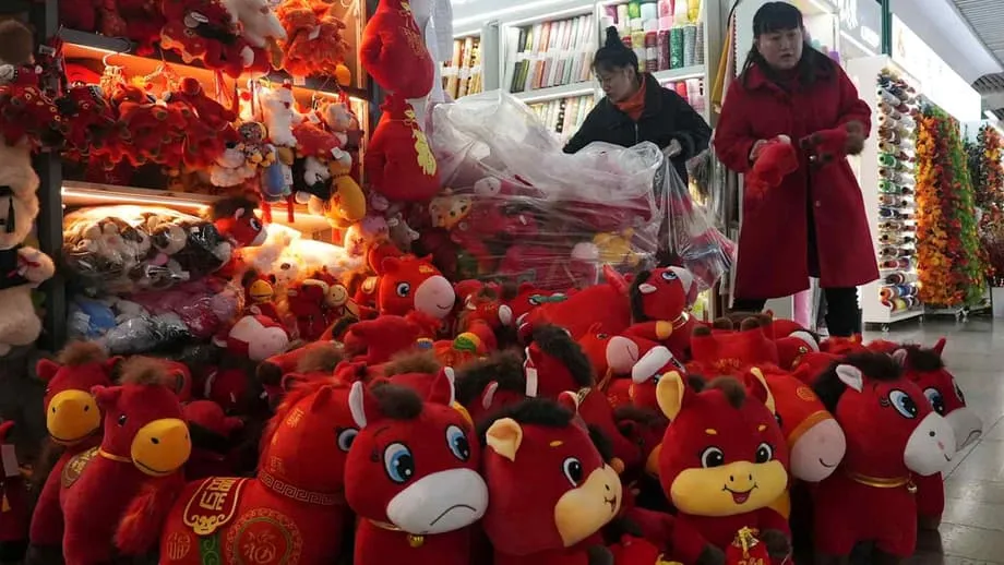 China se prepara para um crescimento mais lento, com dois terços das províncias reduzindo suas metas econômicas para 2026