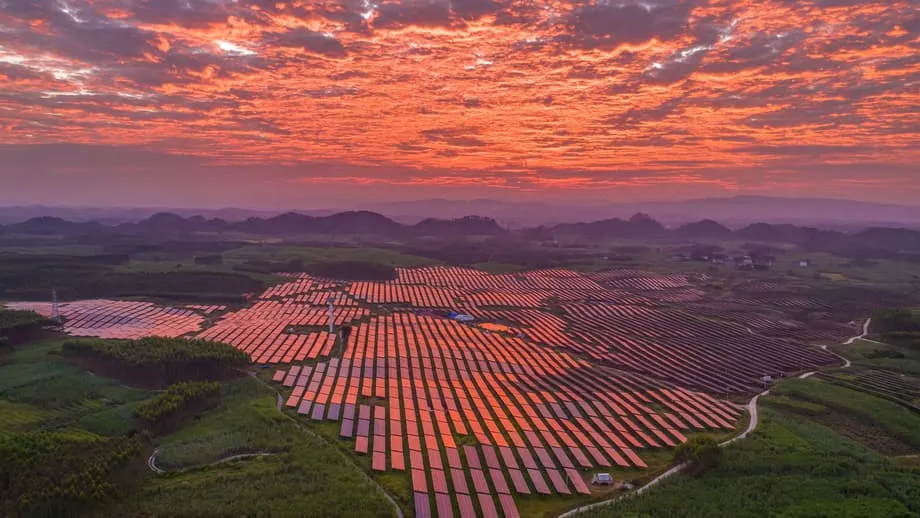 Emissões de carbono da China chegam a um ponto de virada antecipado após 21 meses de estabilidade