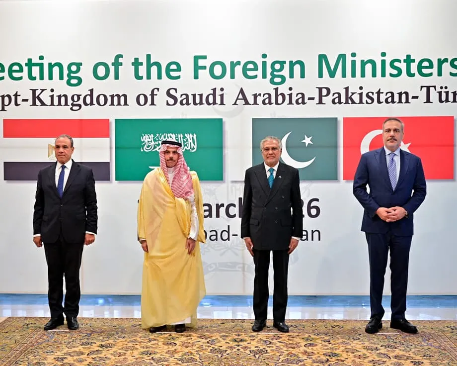 Reunião em Islamabad sinaliza surgimento de novo bloco de quatro países que busca reformular a ordem no Oriente Médio