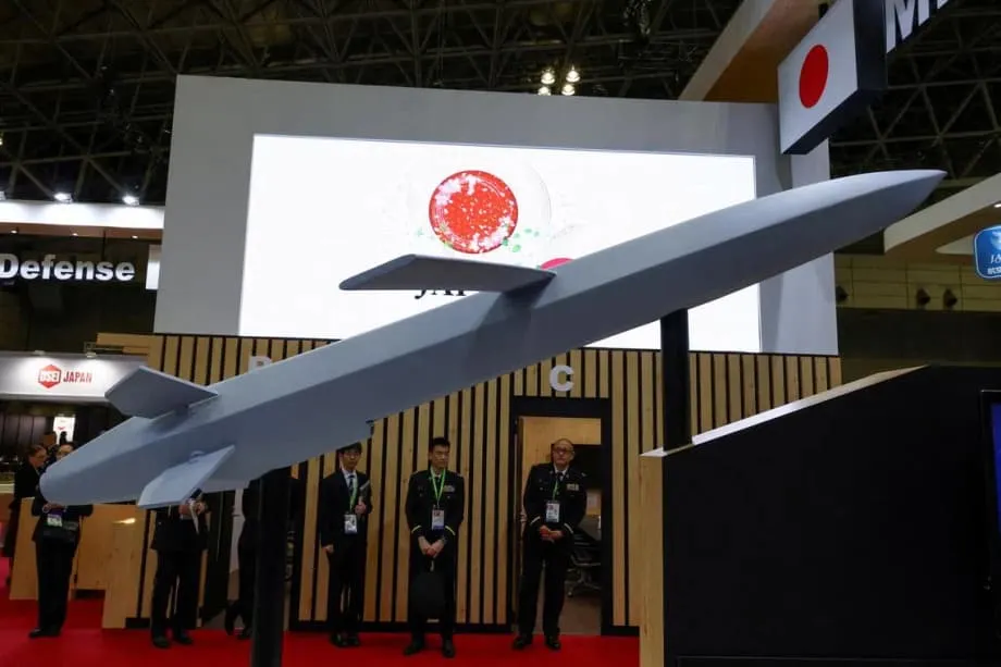 Japão abre mercado global de armas em histórica mudança na política de defesa