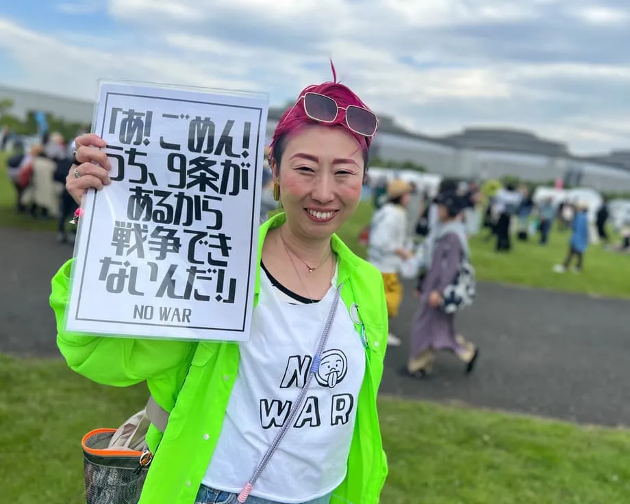 Protestos recordes contestam iniciativa do Japão para revisar Constituição pacifista