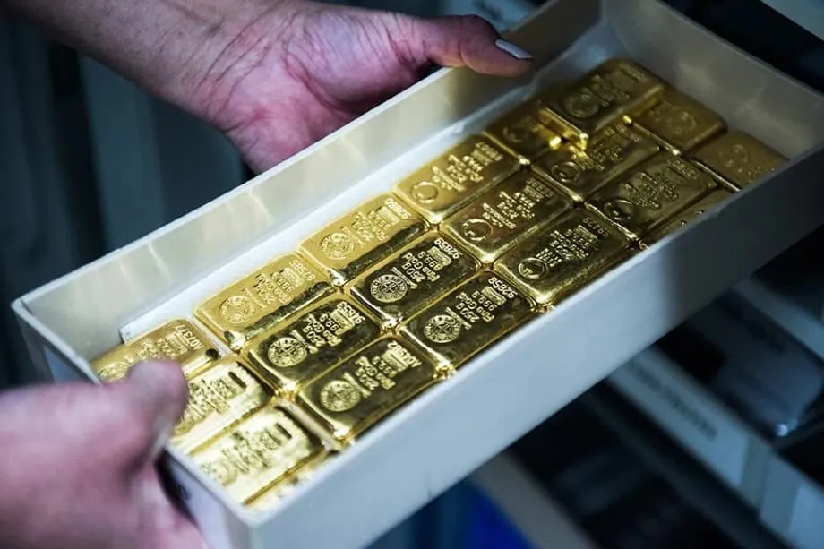 Hong Kong e Singapura disputam o trono do comércio de ouro na Ásia