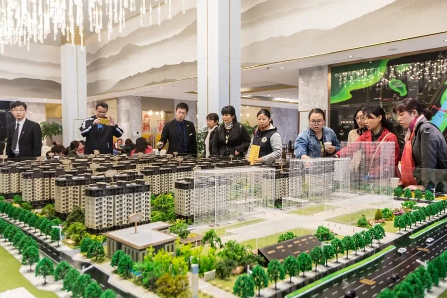 Escândalo de andar fantasma expõe zona cinzenta legal no mercado imobiliário chinês
