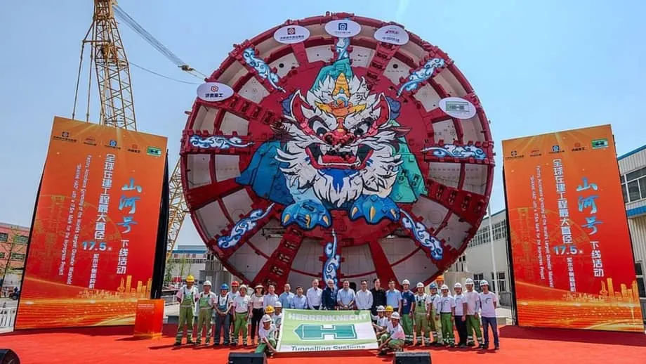 A colossal máquina tuneladora que construiu a rodovia submarina de Hong Kong