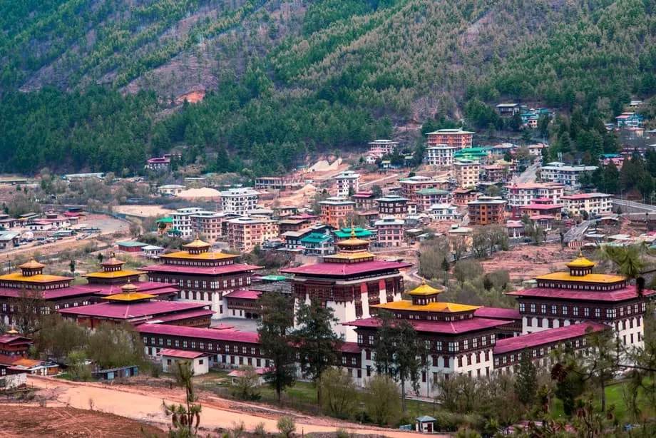 Thimphu reelege seu prefeito enquanto participação recorde de baixa expõe barreiras ao voto no Butão