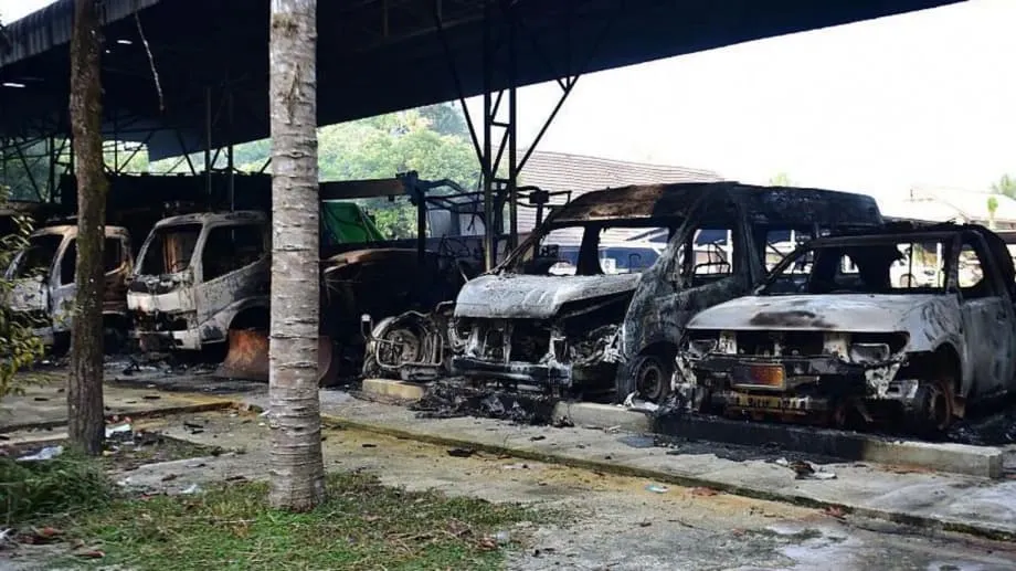 51 ataques coordenados com incêndios atingem o sul da Tailândia, marcado pela insurgência