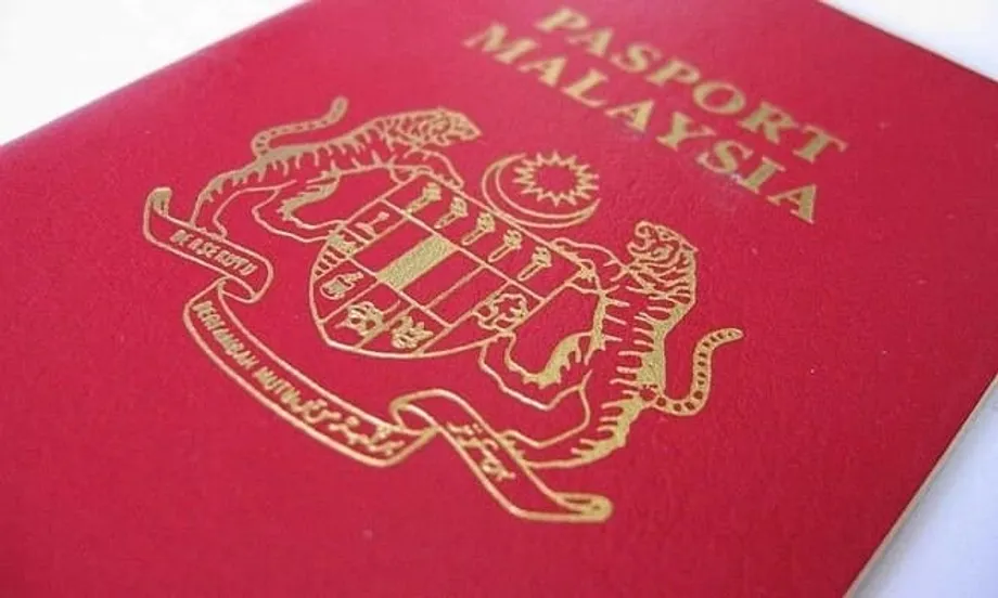 Passaporte da Malásia chega ao terceiro lugar no Índice de Passaportes de 2025, à frente dos EUA