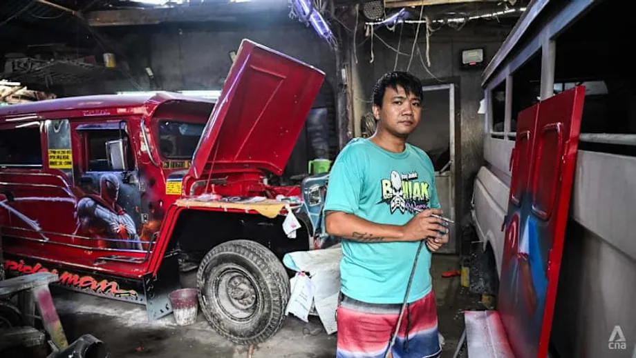 A tela que desaparece: como a modernização do transporte nas Filipinas ameaça um legado artístico