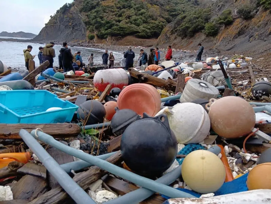 Ilha de Tsushima: uma comunidade fronteiriça se afoga em resíduos plásticos transfronteiriços