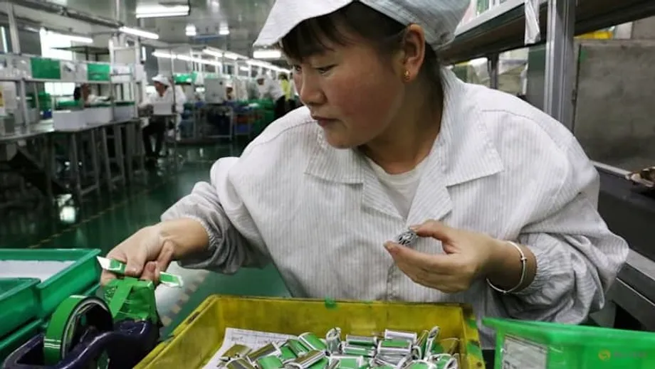 O controle da China sobre o lítio: como um país domina o gargalo da cadeia de baterias