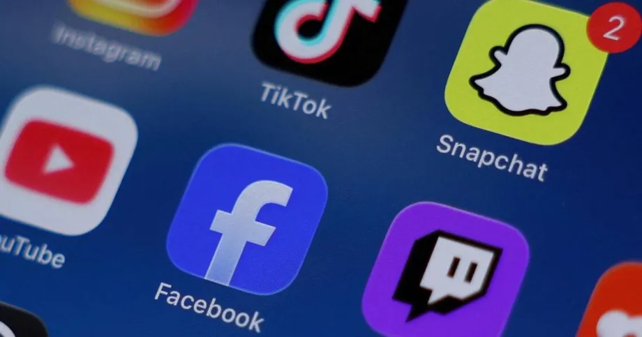 Australia Prepares Legal Action Against Five Platforms Over Under-16 Social Media Ban